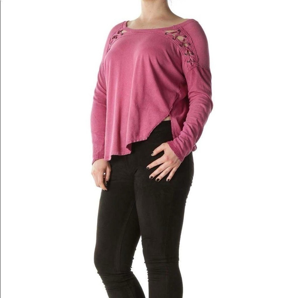 FREE PEOPLE WE THE FREE FIRST LOVE LACE UP LONG SLEEVE SHIRT IN RASPBERRY